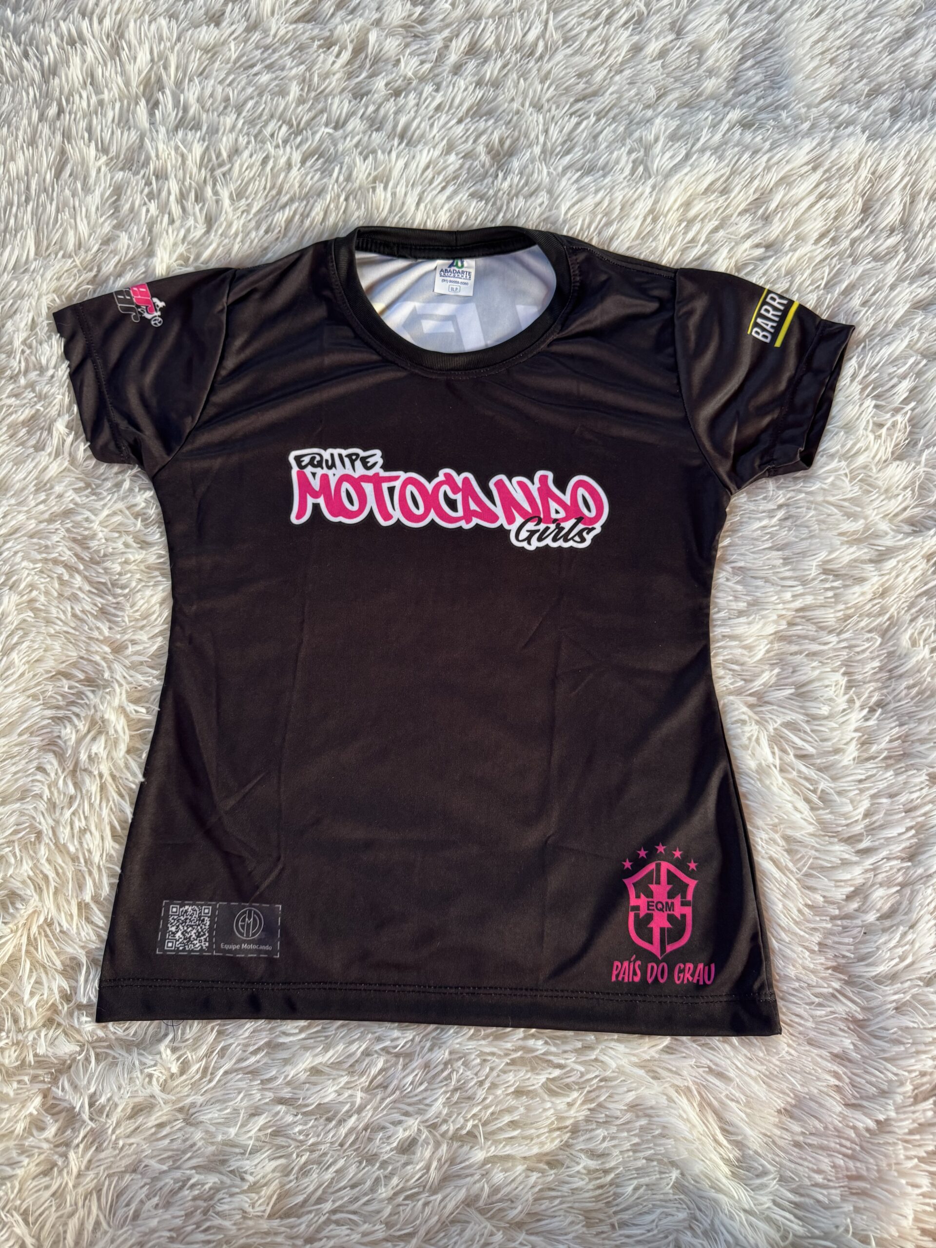 Camisa Feminina preta com rosa Baby look - Imagem 2